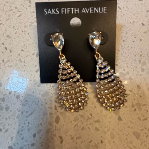 Saks Fifth Avenue Gold and Silver Teardrop Earrings NEW - Picture 2 of 2